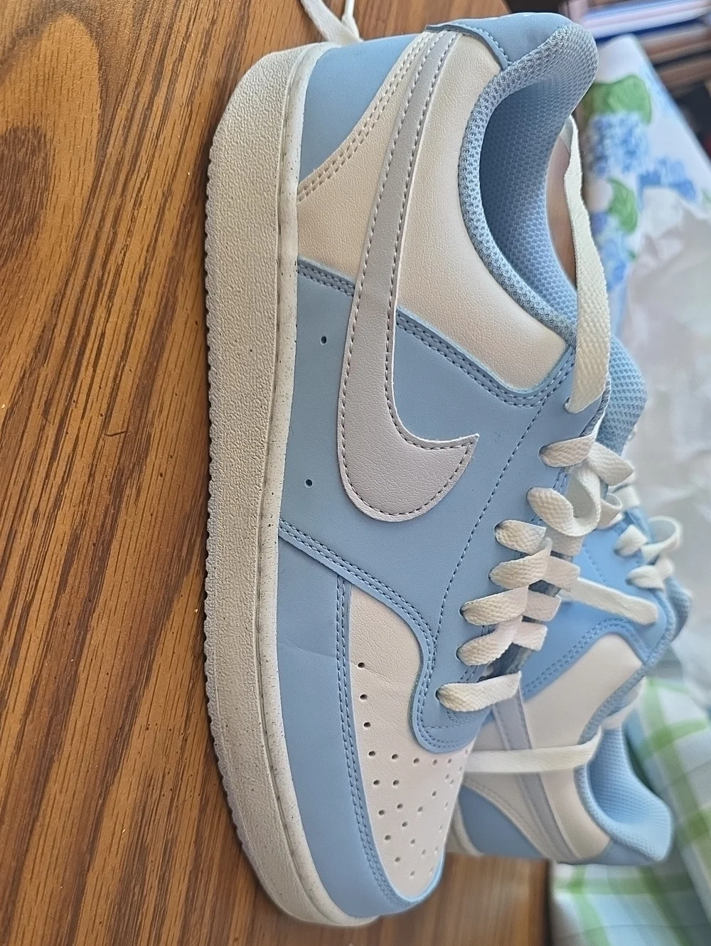 Nike Low-Top Sneakers in Light Blue & White